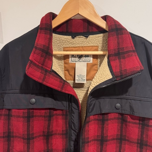 L.L. Bean Men’s XL Buffalo Plaid Red Black Sherpa Zip Up Jacket Size XL - Picture 3 of 7